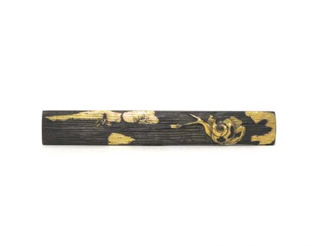 Kozuka en shakudo et or décoré d'un escargot