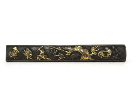 Kozuka en shakudo nanakoji - Singes en train de jouer