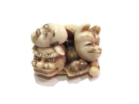 Netsuke en ivoire katabori - Groupe de masques de Kyogen 3