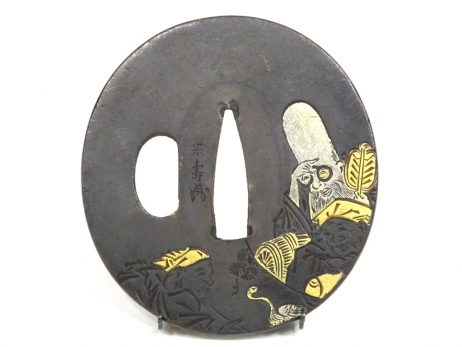 Tsuba décorée des trois Dieux du Bonheur