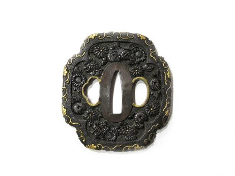 Tsuba en shakudo mokkogata - Insectes et chrysanthèmes