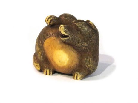 Tanuki en ivoire, netsuke japonais