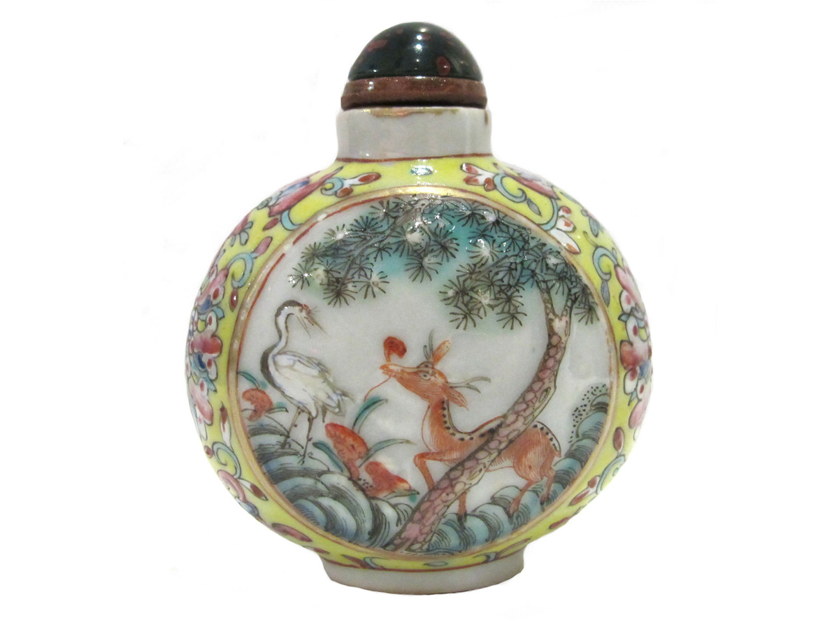 Tabatiere en porcelaine- Maître et enfants – Image 2