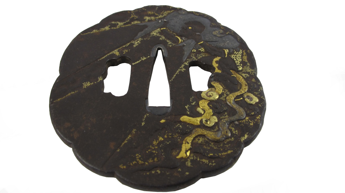 TSUBA KIKUGATA EN FER - RAIDEN FOUDROYANT LA MER – Image 3